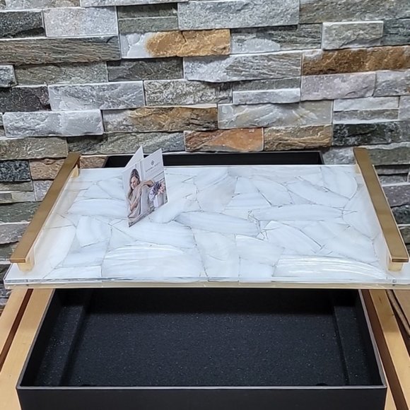 Kendra Scott Mother Of Pearl Stone Slab Tray - Picture 8 of 11